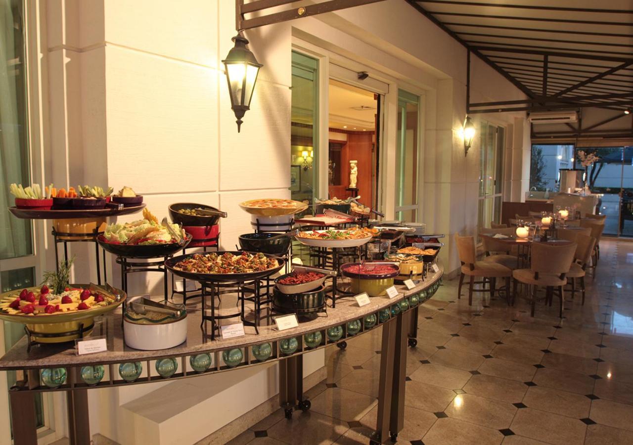 Gran Estanplaza Berrini Hotel Sao Paulo Exterior photo A buffet at a hotel