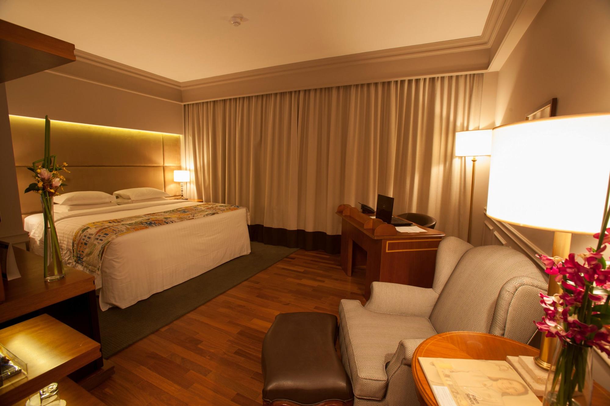 Gran Estanplaza Berrini Hotel Sao Paulo Exterior photo A room at the hotel