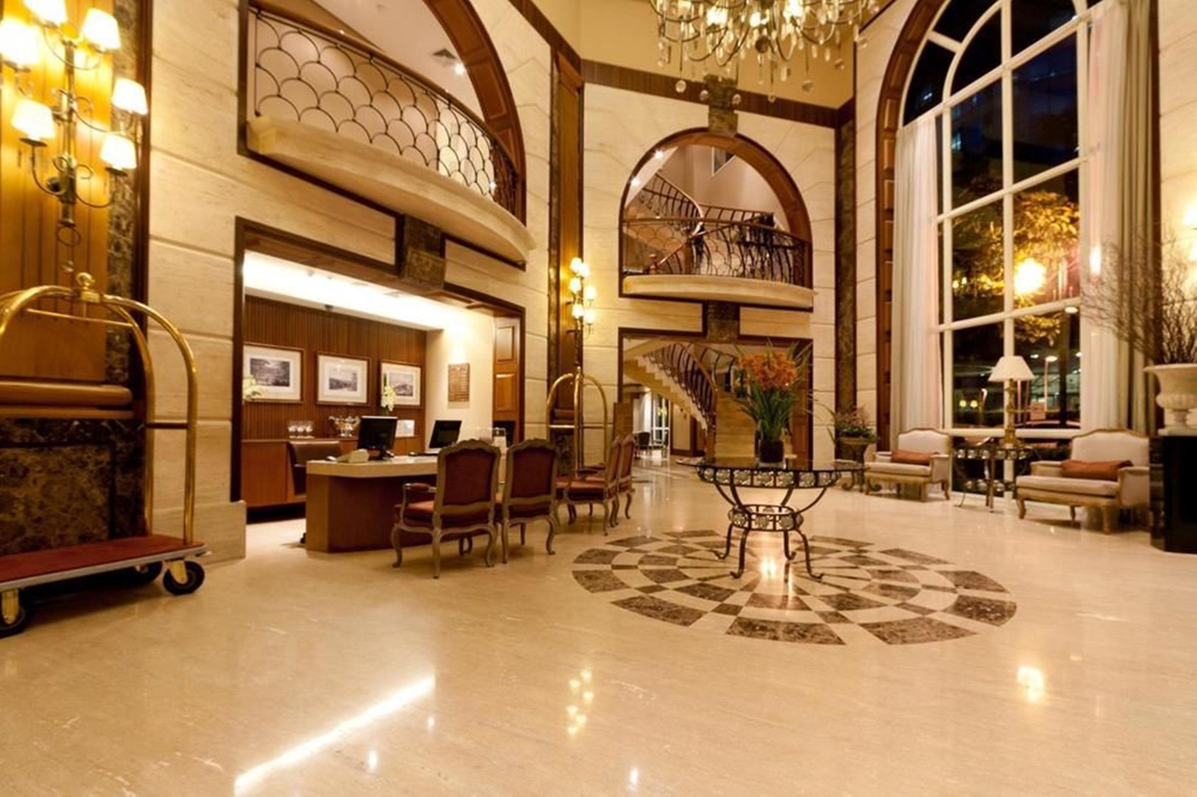 Gran Estanplaza Berrini Hotel Sao Paulo Exterior photo Lobby